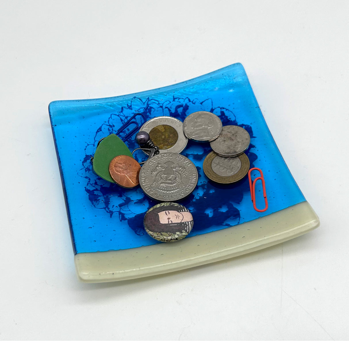 Hydrangea Handmade 4.5" Handmade Fused Glass Catch-all Dish