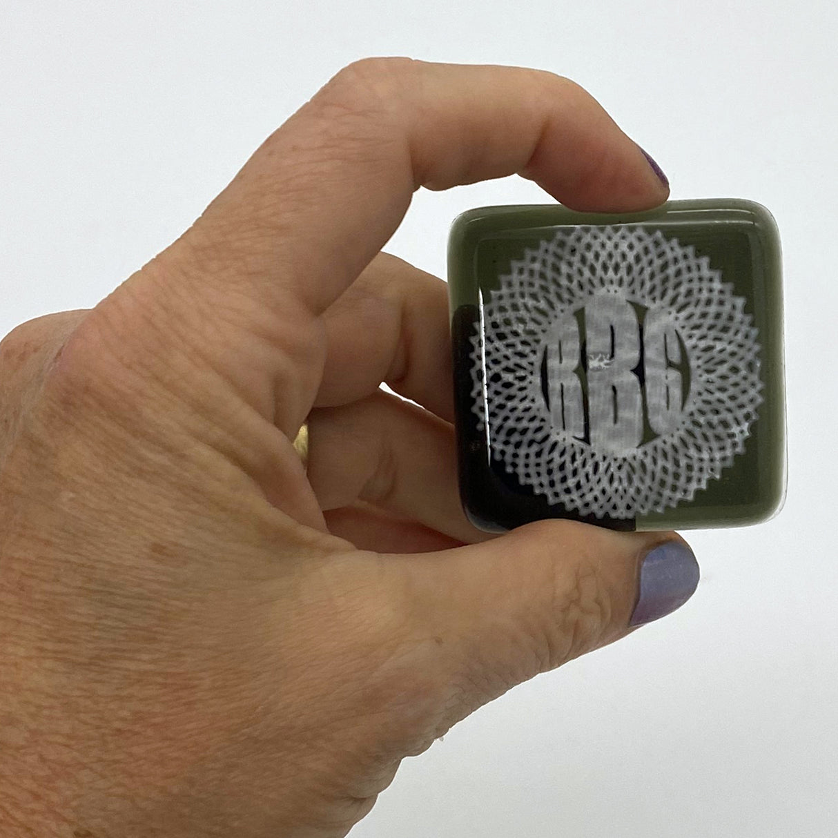 RBG Dissent Collar Fused Glass 1.75" Magnet