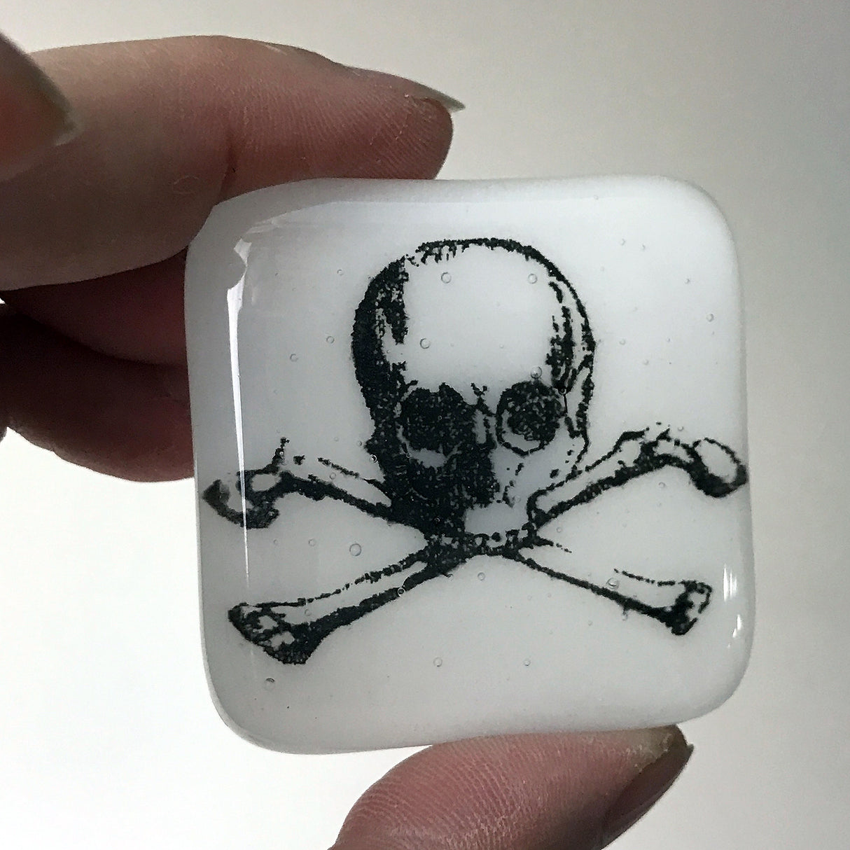 Skull Fused Glass 1.75" Magnet