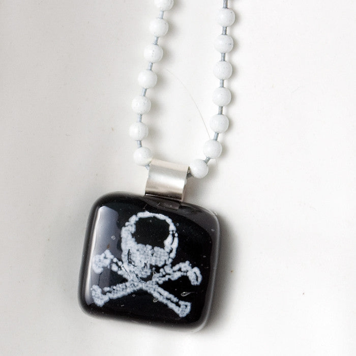 Skull and Crossbones Mini Necklace