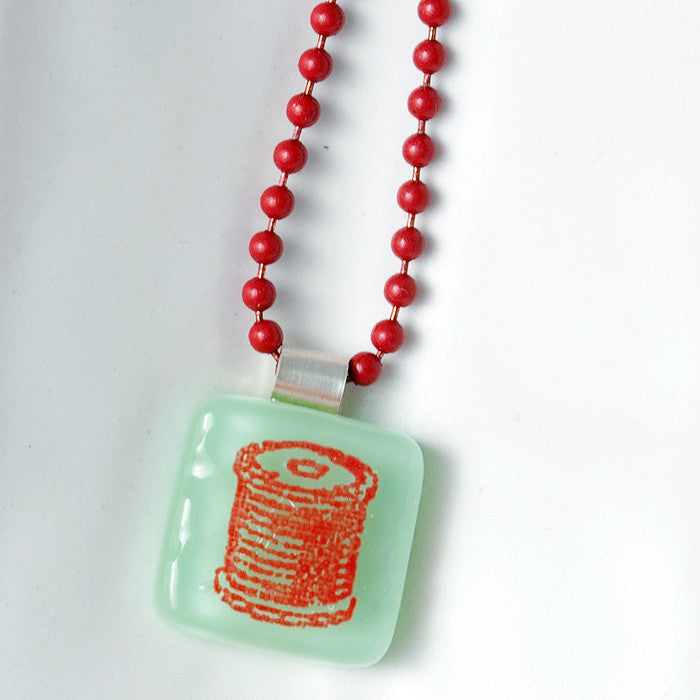 Thread Mini Necklace