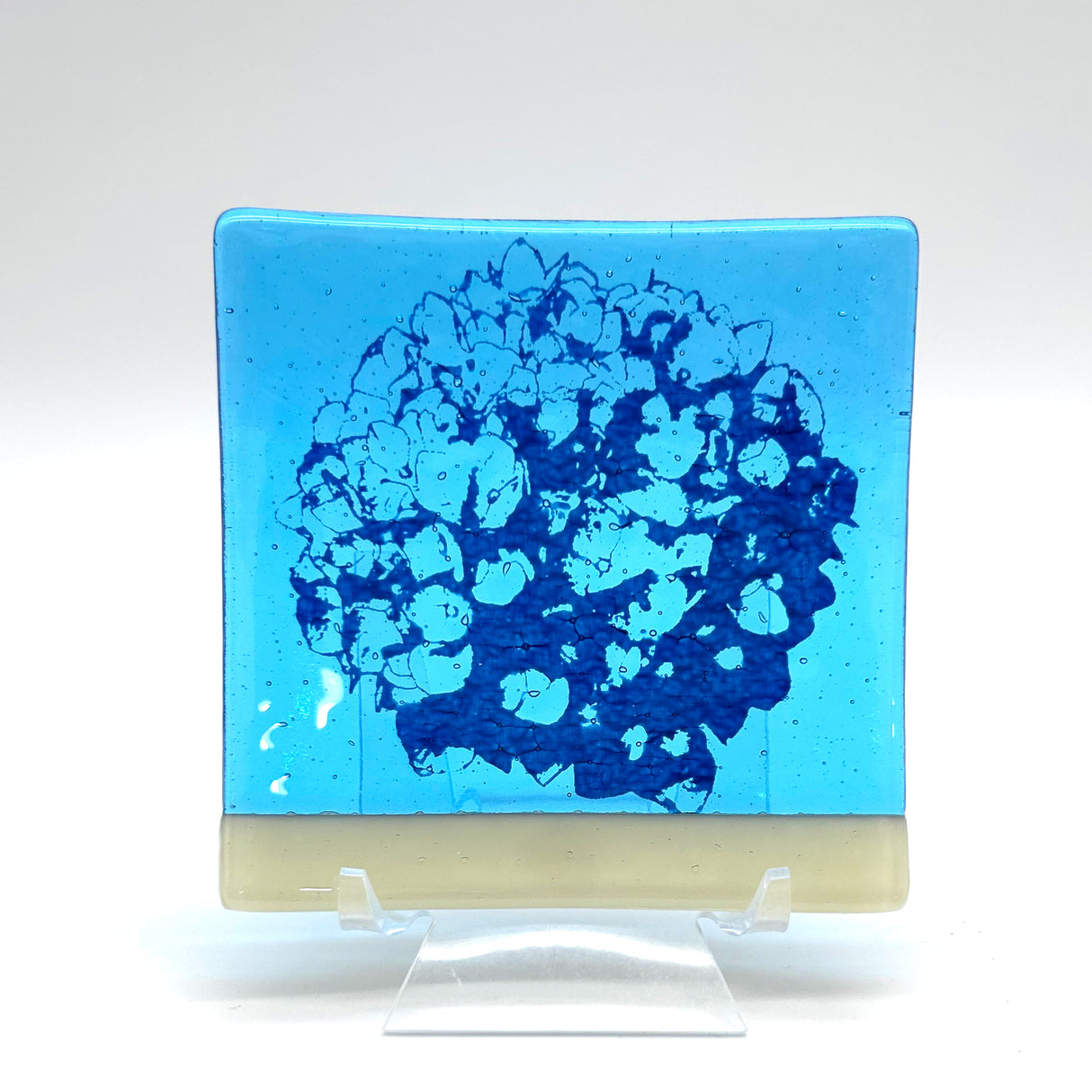 Hydrangea Handmade 4.5" Handmade Fused Glass Catch-all Dish