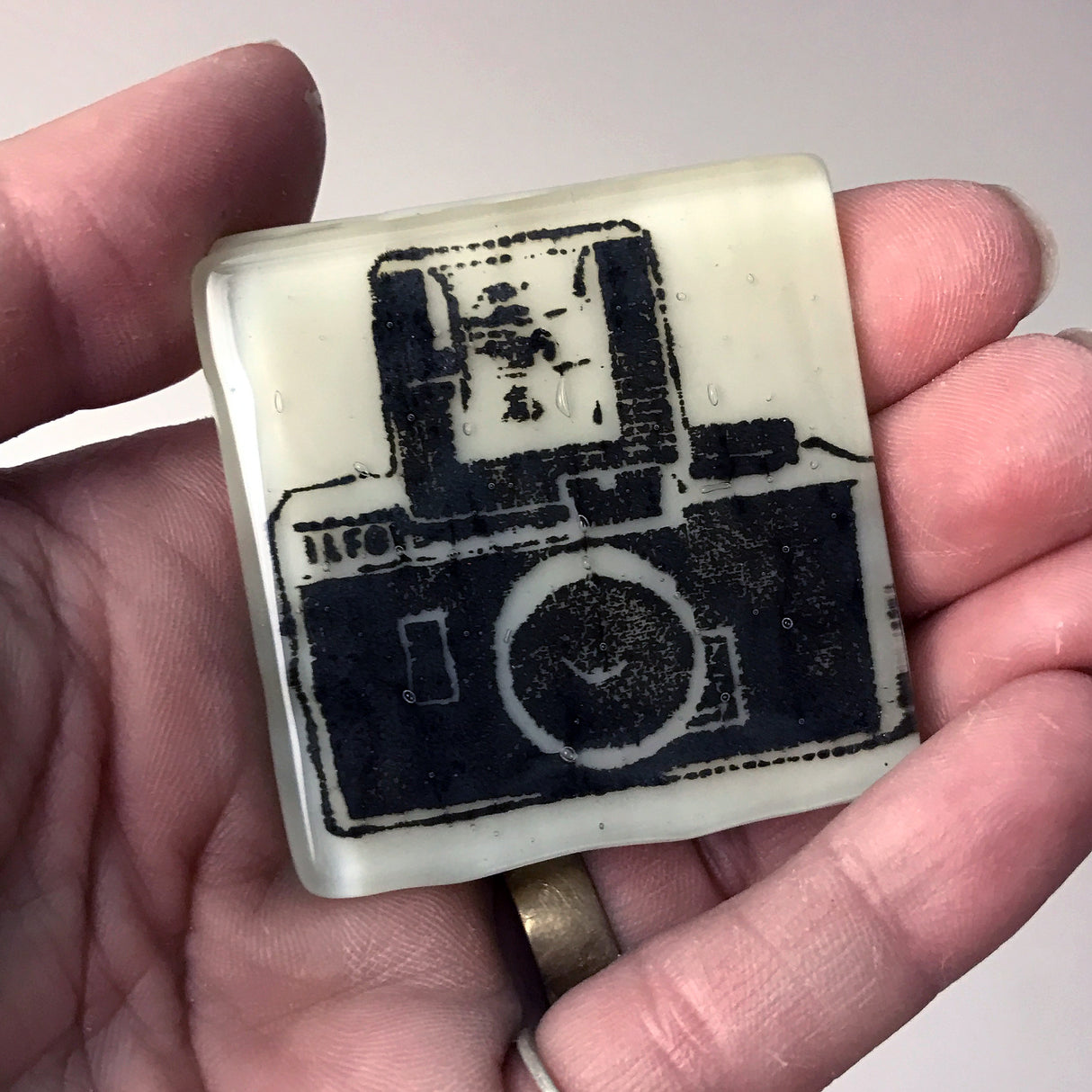 Vintage Camera Sprite 35 Fused Glass 1.75" Magnet